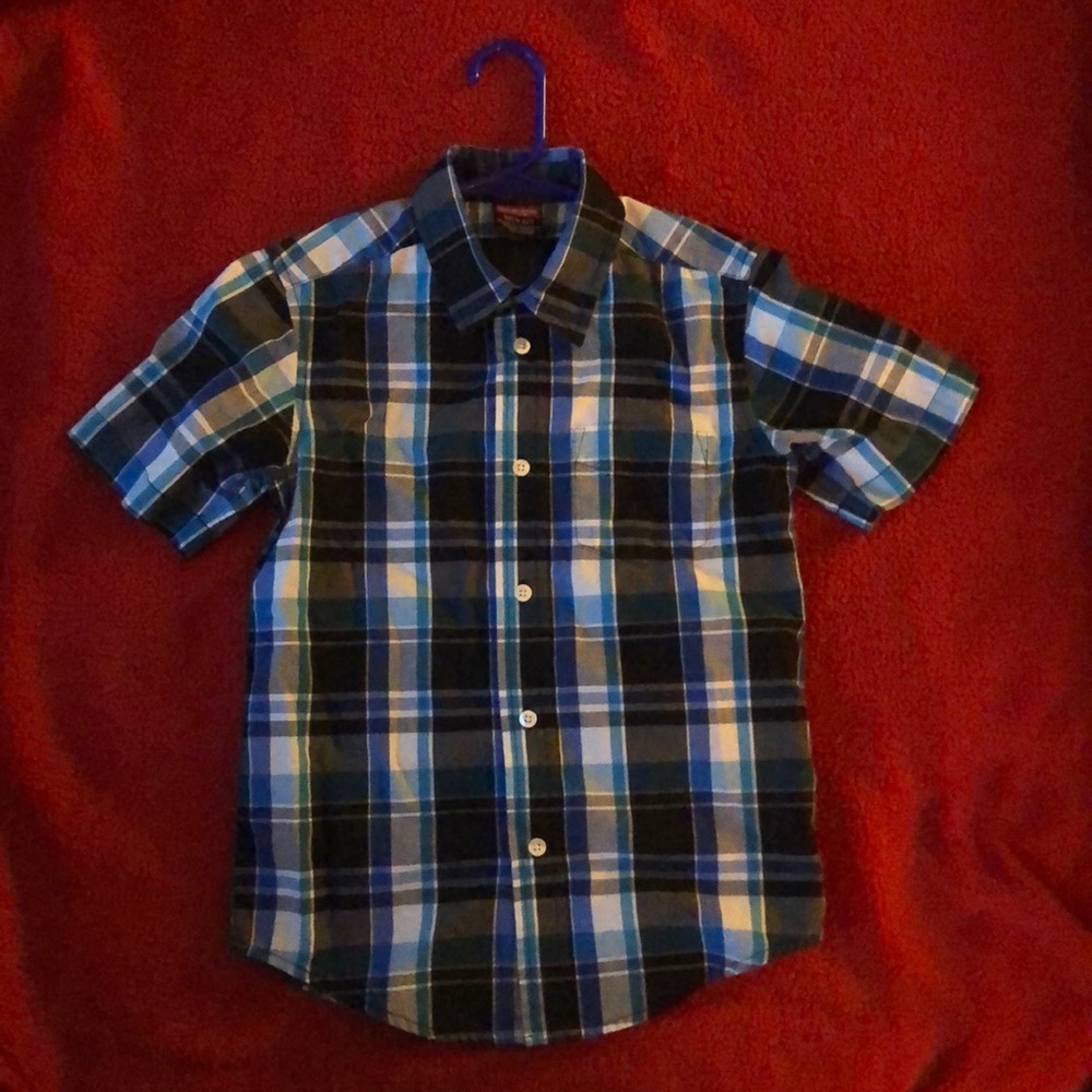 Boys Wrangler button up plaid shirt